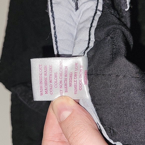 EUC SO Chino shortie shorts in perforated black, sz 1 - Picture 5 of 6